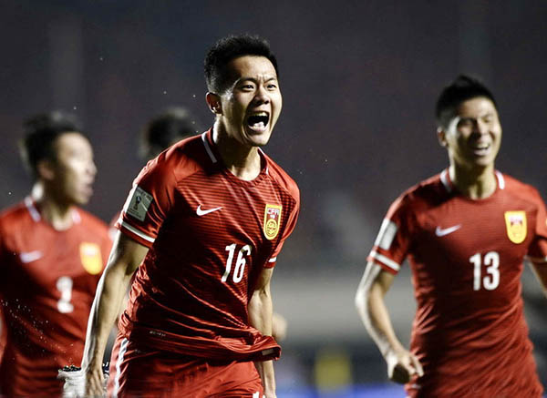 黃博文打入關(guān)鍵一球 防水