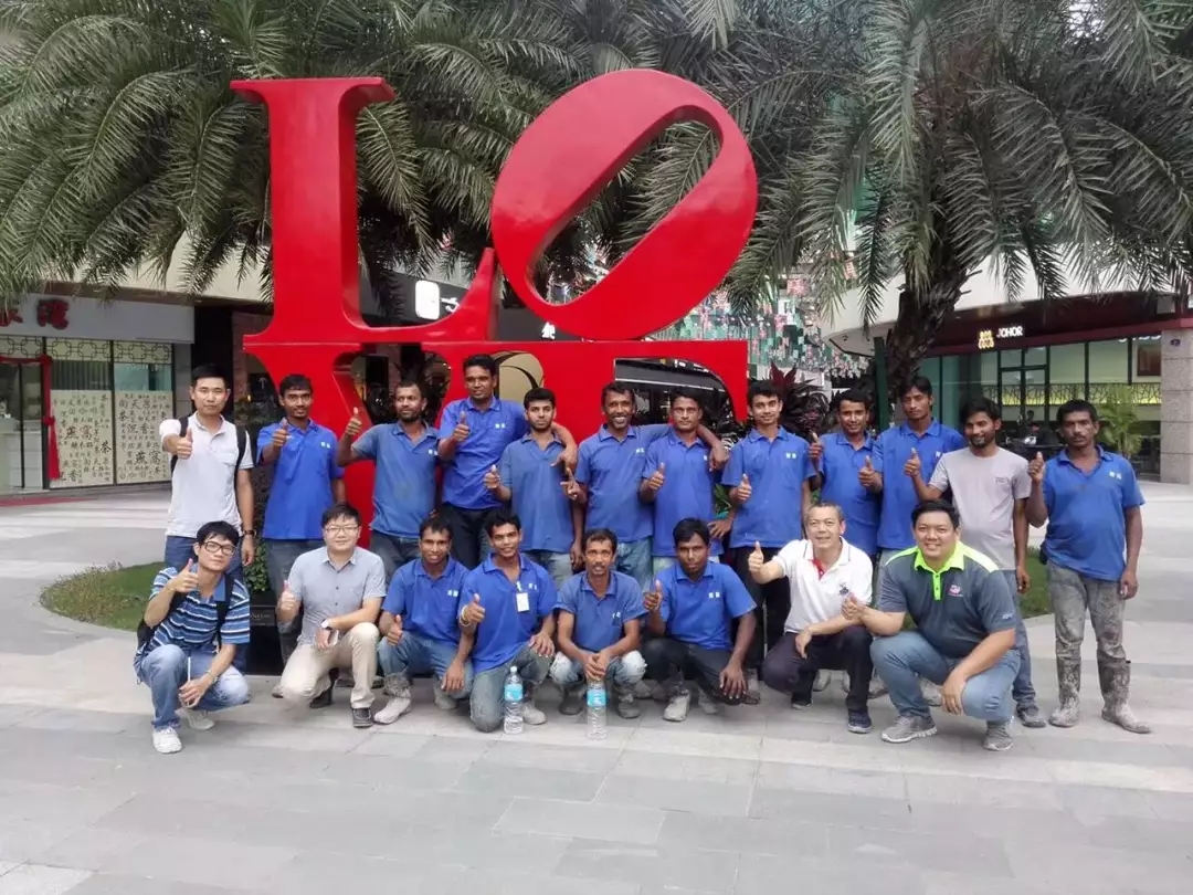 青龍公司宋董、賀總親臨森林城市進行工作監(jiān)督 防水材料